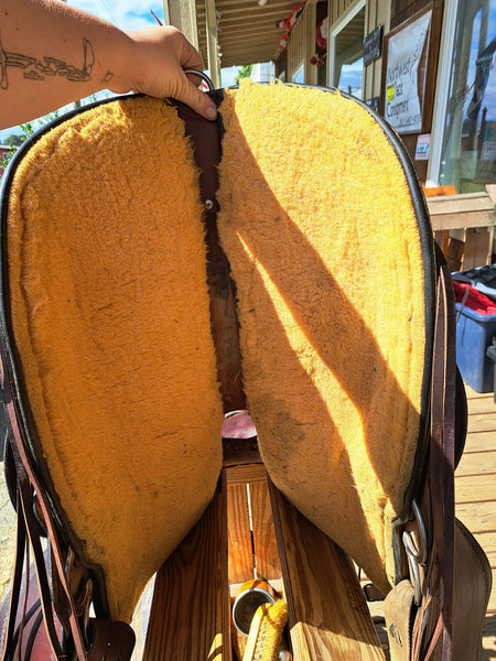 15" Circle Y Omaha Flex2 Western Trail Saddle
