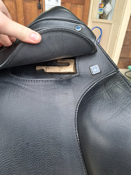17.5" Stubben 1894 Dressage Saddle