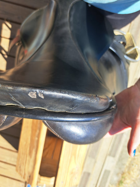 16" Tudor Saddlery Dressage Saddle