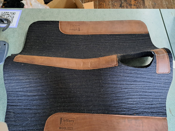 30" Jeffers Equine Pad