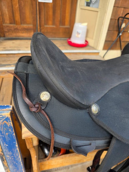 16" Abetta Western Saddle