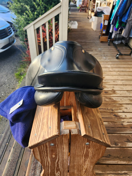 17.5" Karl Niedersuss Olympik Dressage Saddle