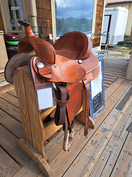 15" Weaver Western Saddle