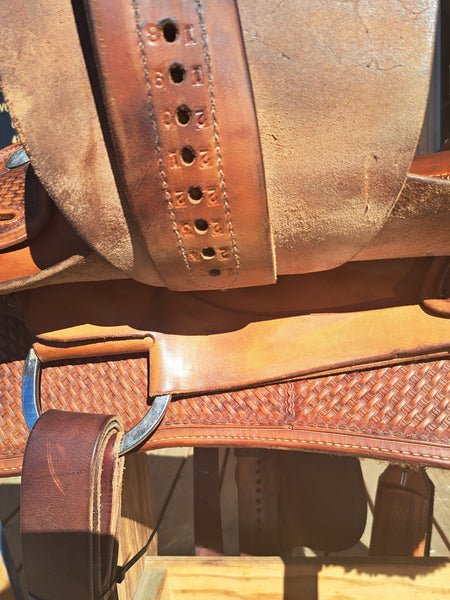 16" Cowhorse Equipment Cowhorse Saddle