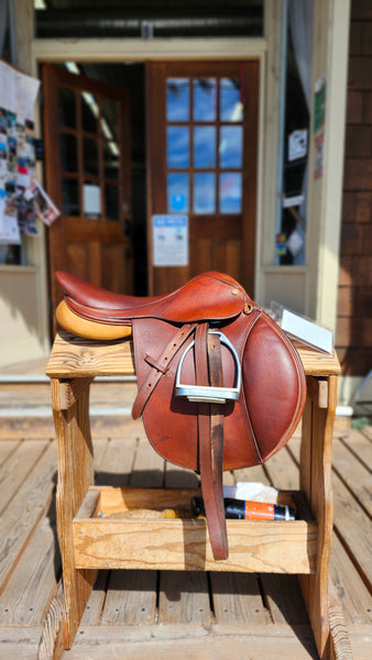16.5" Pessoa Art Close Contact Saddle