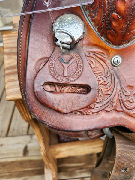 14.5" Circle Y Roping all around western saddle