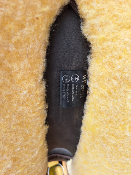 15" Wintec Synthetic Western Saddle