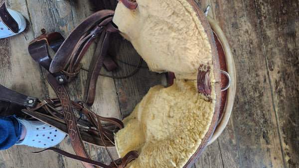15" Sharon Saare western endurance saddle