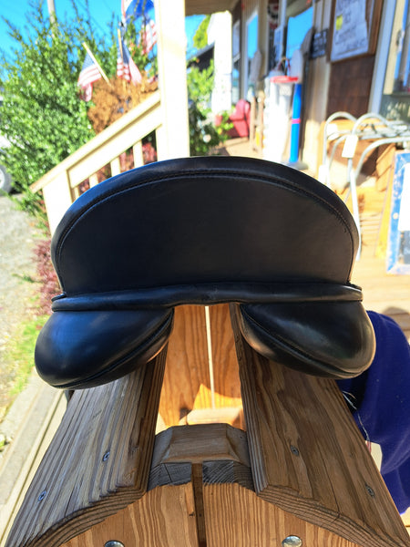 17.5" Bates Caprilli Dressage Saddle