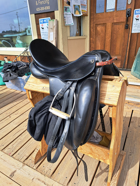17.5" Kieffer Wall-Street Dressage Saddle