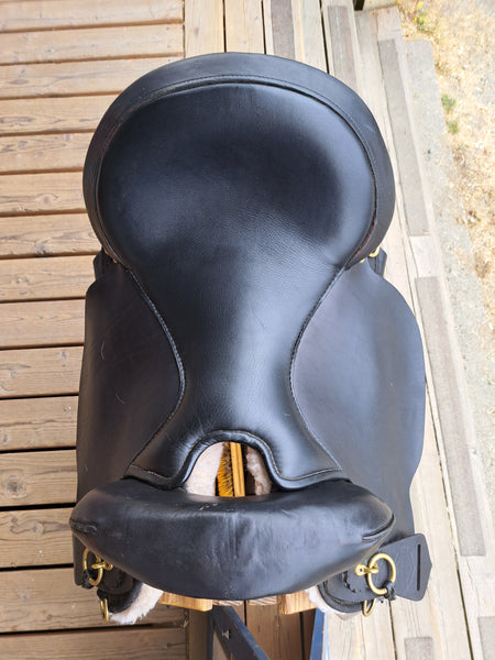 16" High Horse by Circle Y Highbank endurance saddle