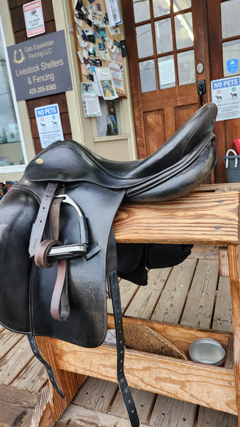 18" Prestige Dressage 2000 Dressage Saddle