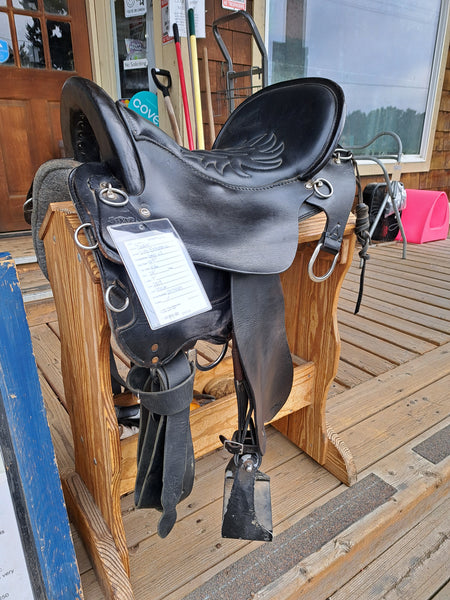 16.5" Tucker Vista Endurance Saddle
