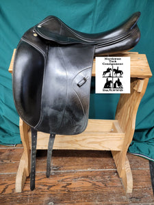 Amerigo Pinerolo Dressage Saddle 18M/MW